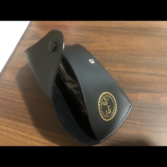 Ray-Ban Sunglass Case - Picture 2 of 6